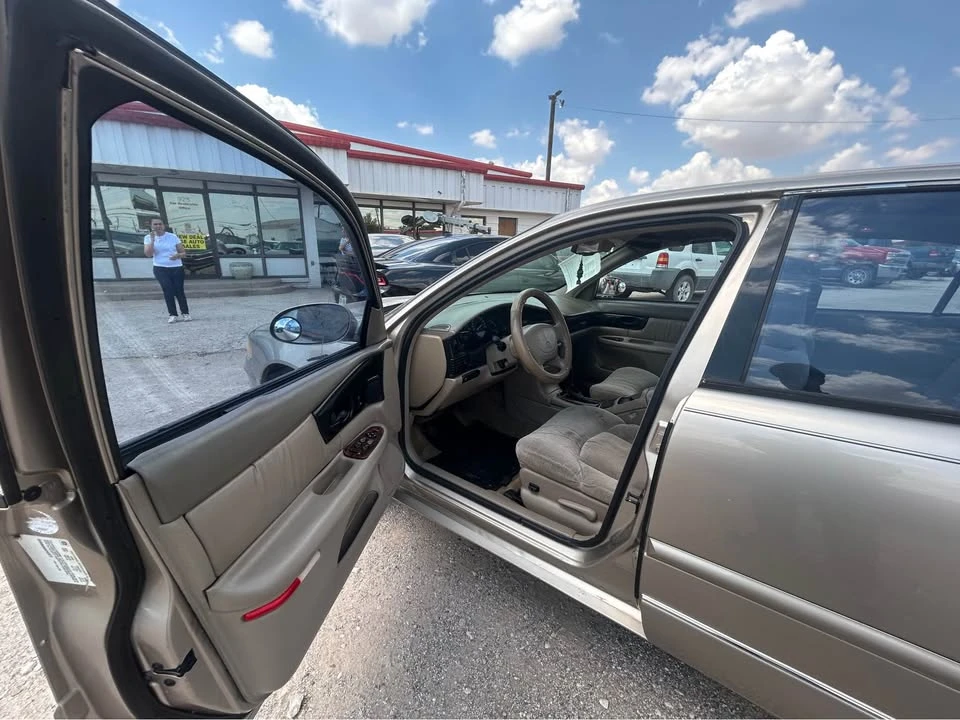 1998 Buick Regal - Image 7 of 12