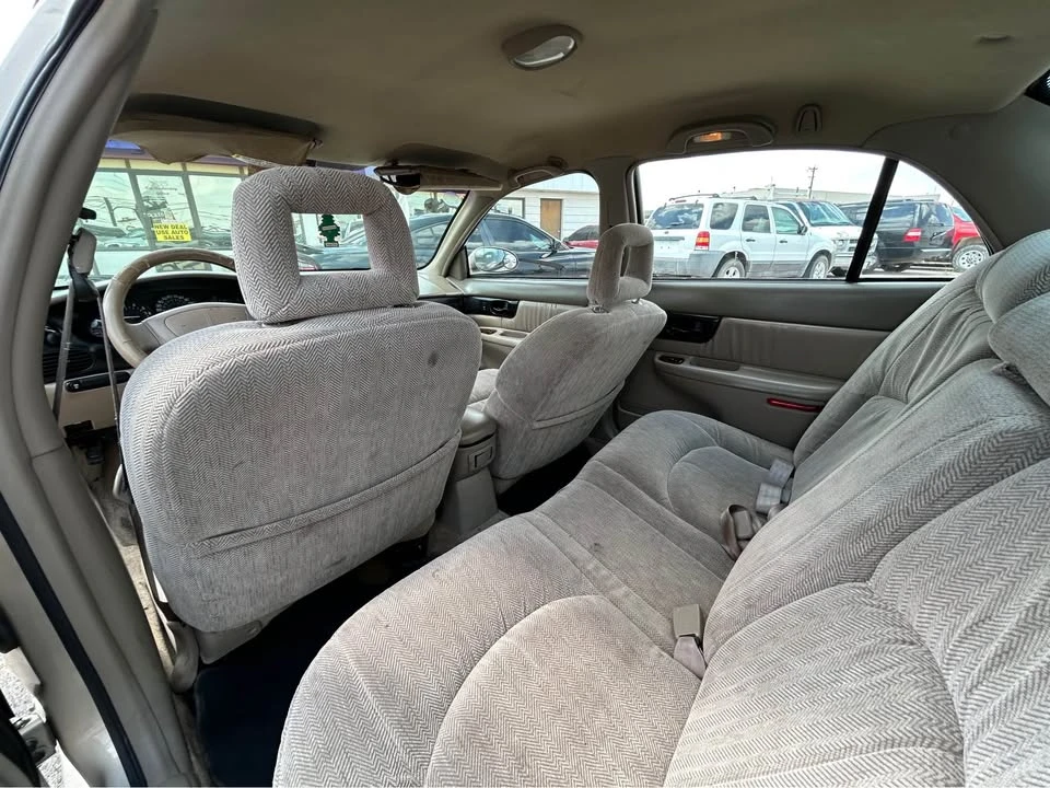 1998 Buick Regal - Image 11 of 12
