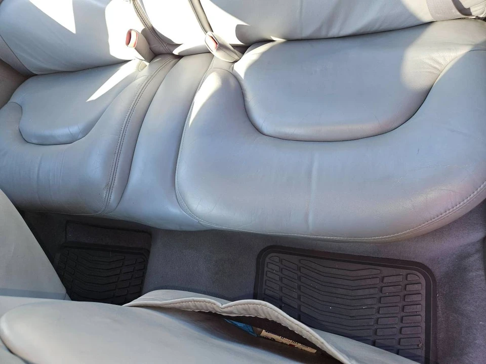 1998 Buick Riviera 8th Gen - Image 8 of 24