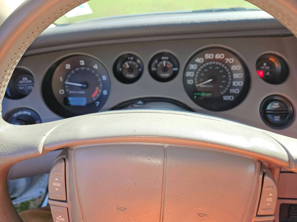 1998 Buick Riviera 8th Gen - Image 3 of 24
