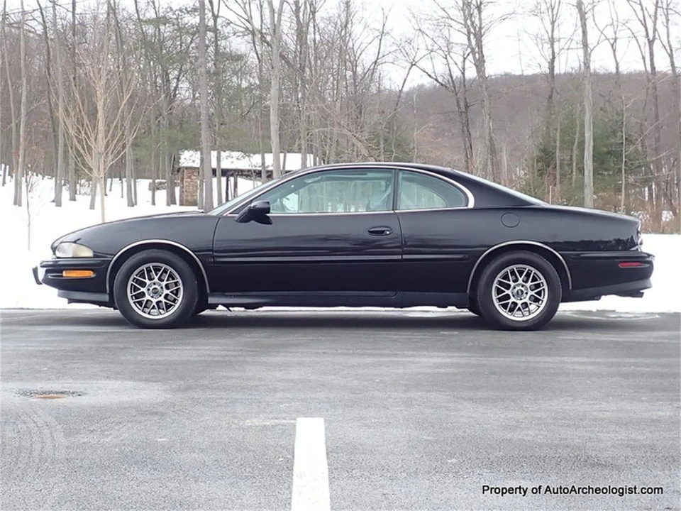 1998 Buick Riviera 8th Gen - Image 2 of 24