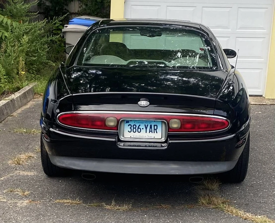 1998 Buick Riviera 8th Gen - Image 2 of 6