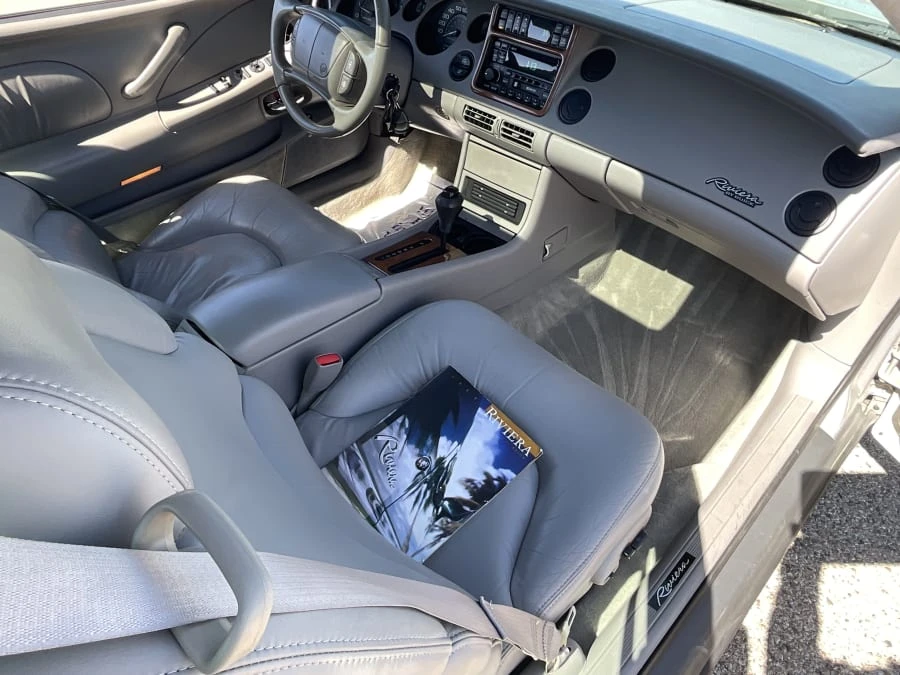 1998 Buick Riviera 8th Gen - Image 6 of 14