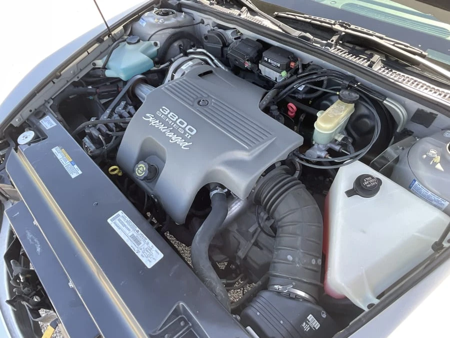 1998 Buick Riviera 8th Gen - Image 14 of 14