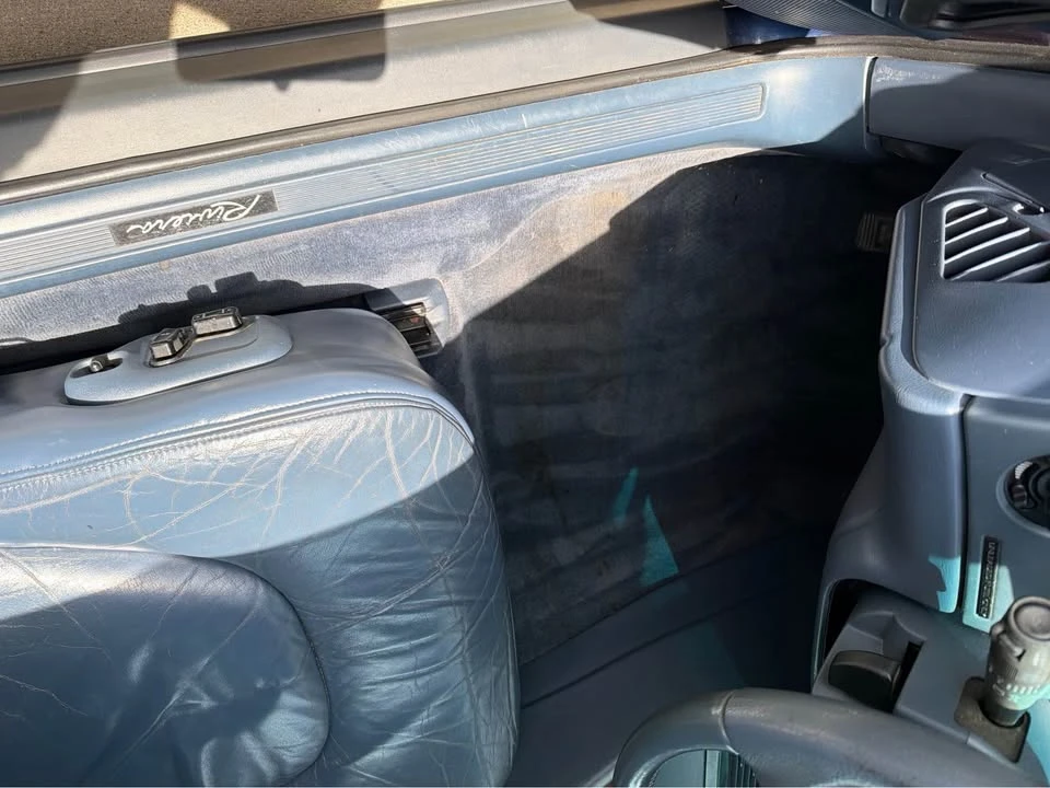 1998 Buick Riviera 8th Gen - Image 5 of 17