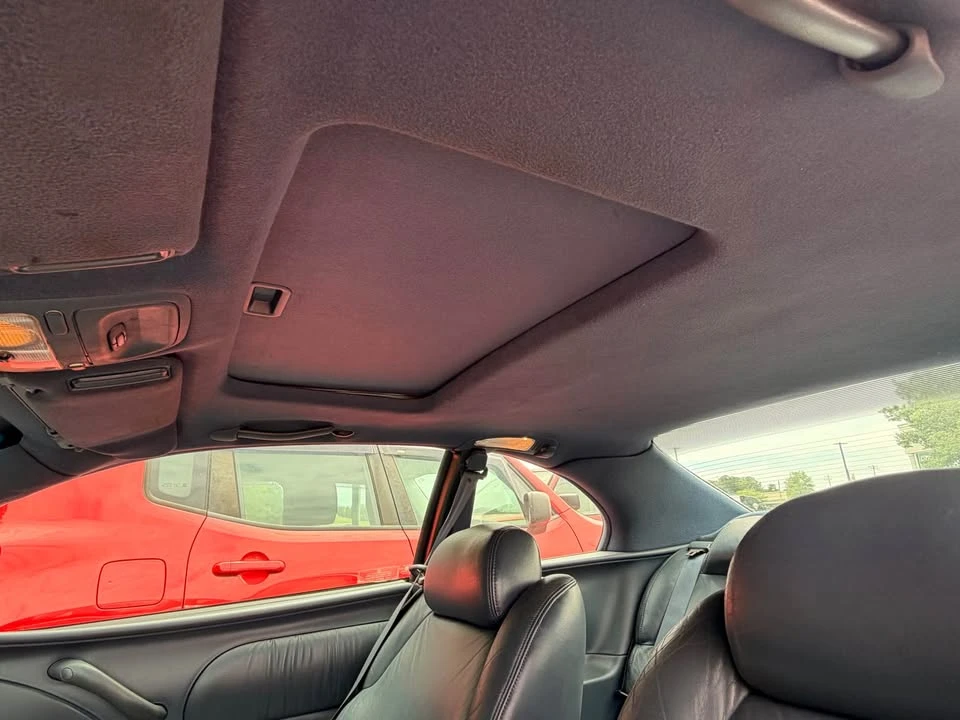 1998 Buick Riviera 8th Gen - Image 15 of 17