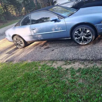 1998 Buick Riviera Coupe 2D