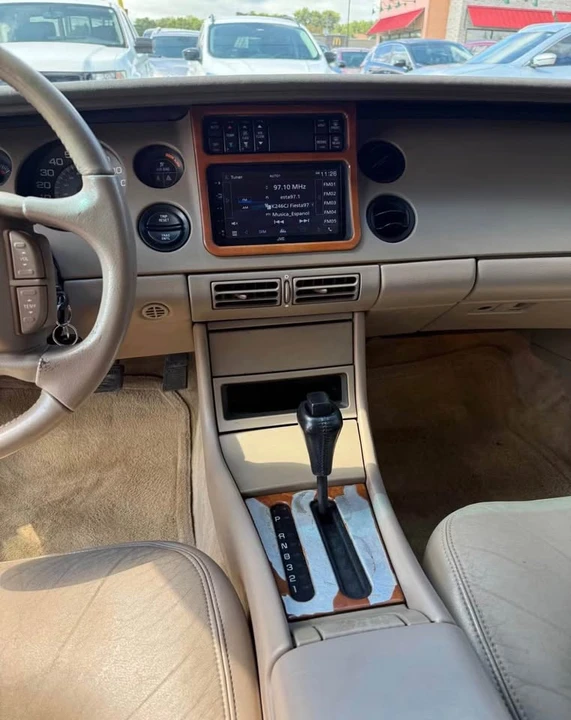 1998 Buick Riviera 8th Gen - Image 15 of 19