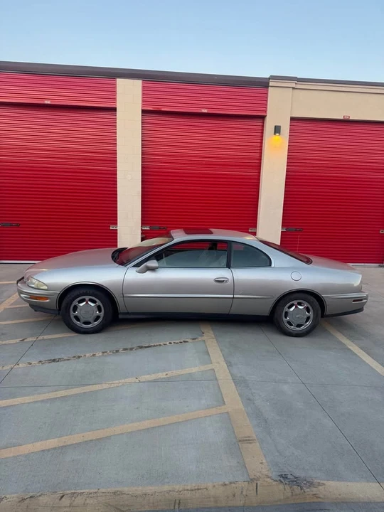 1998 Buick Riviera 8th Gen - Image 14 of 14