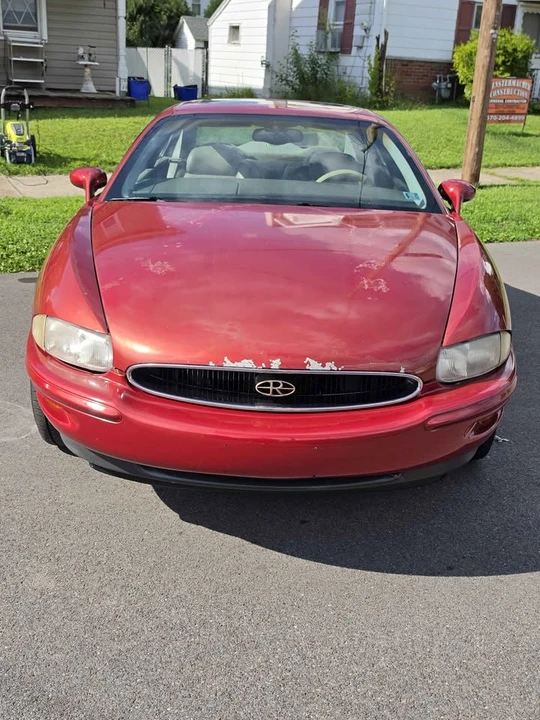 1998 Buick Riviera 8th Gen - Image 14 of 20