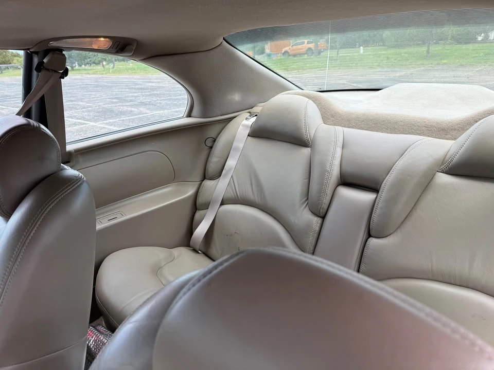 1998 Buick Riviera 8th Gen - Image 5 of 8