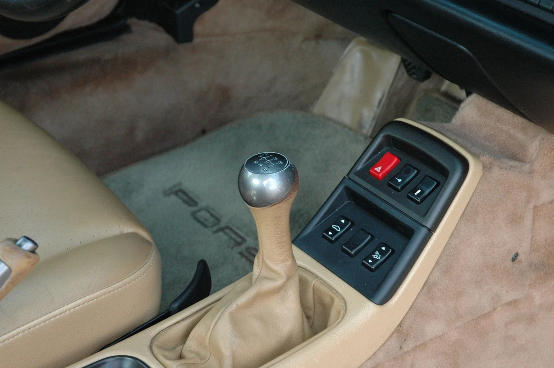1998 Porsche 993 Carrera S - Image 16 of 25
