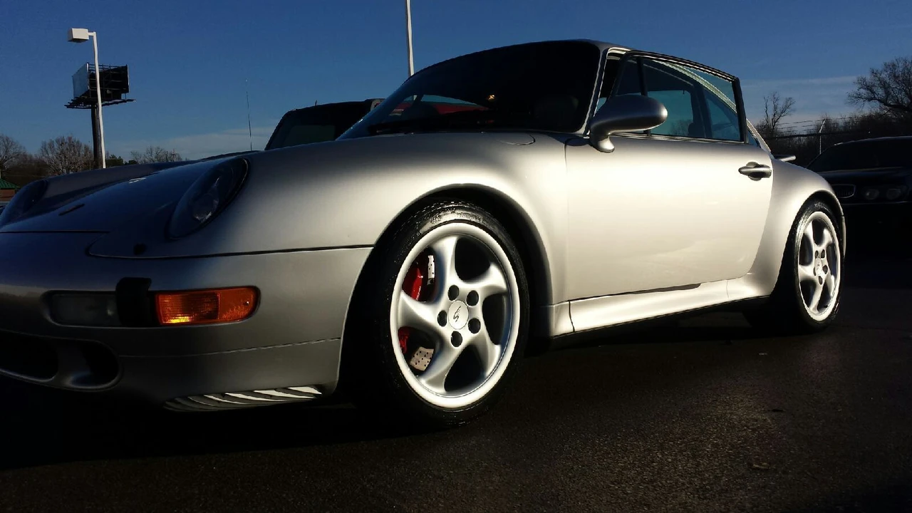 1998 Porsche 993 Carrera 4S - Image 2 of 2