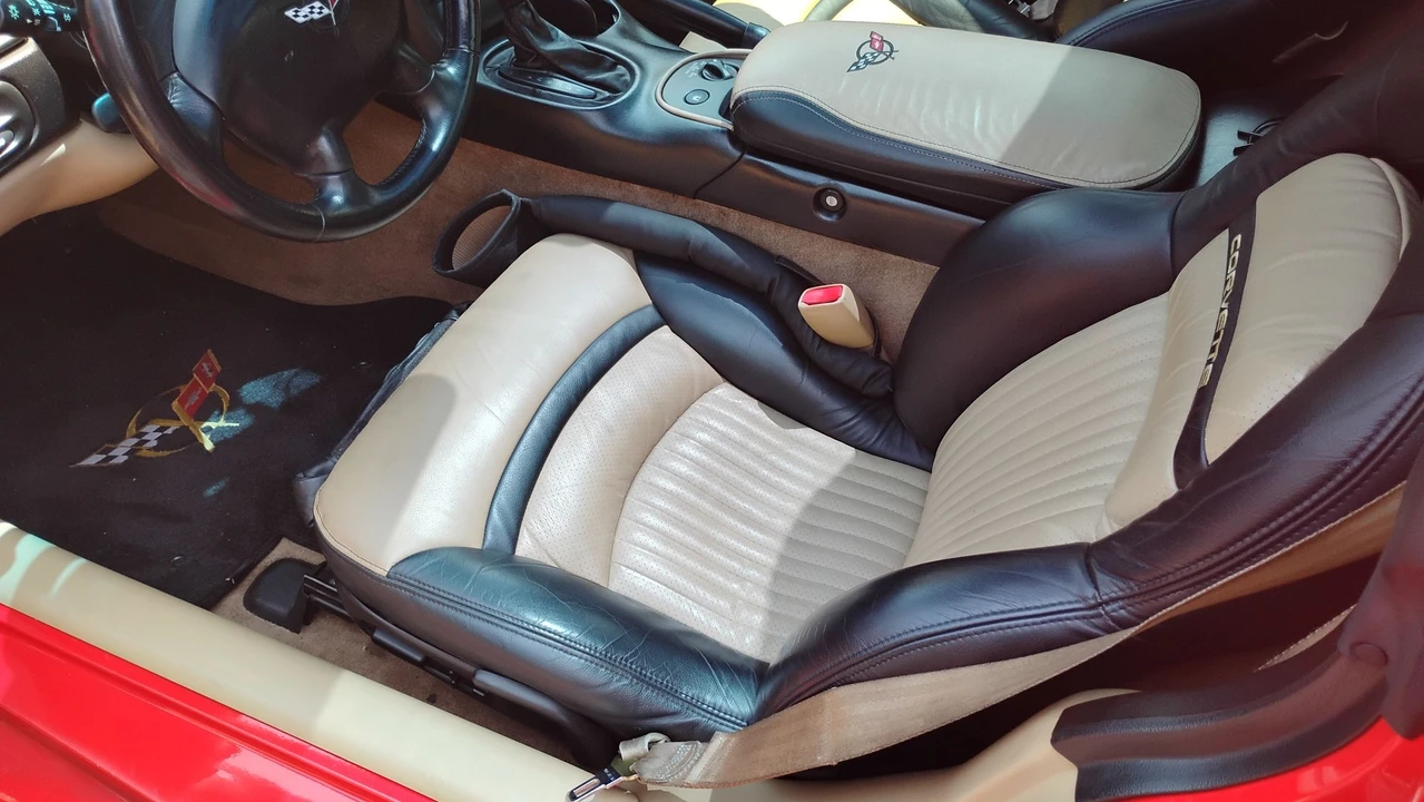 1998 Chevrolet Corvette C5 - Image 6 of 15