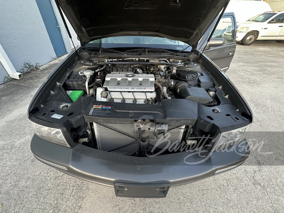 1998 Cadillac DeVille 7th Gen - Image 4 of 15