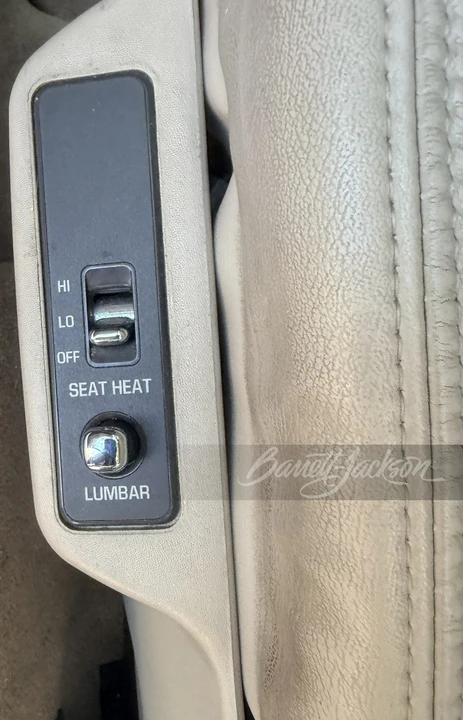 1998 Cadillac DeVille 7th Gen - Image 7 of 15