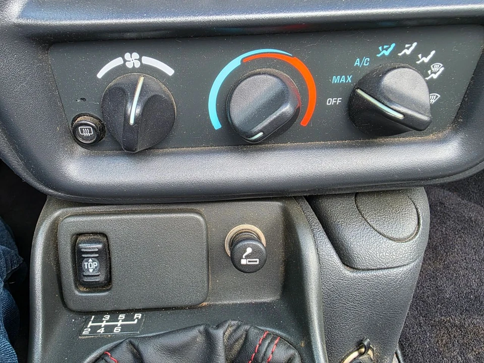 1998 Chevrolet Camaro 4th Gen - Image 16 of 19
