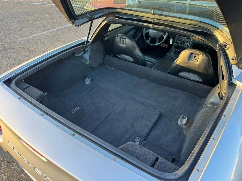 1998 Chevrolet Corvette C5 - Image 24 of 31