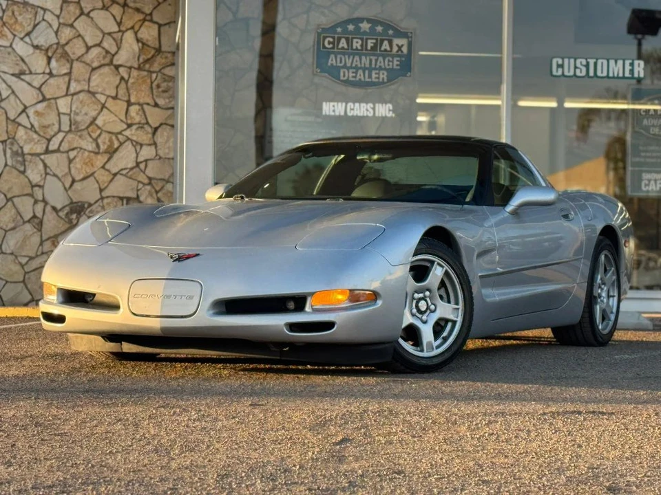 1998 Chevrolet Corvette C5 - Image 2 of 31