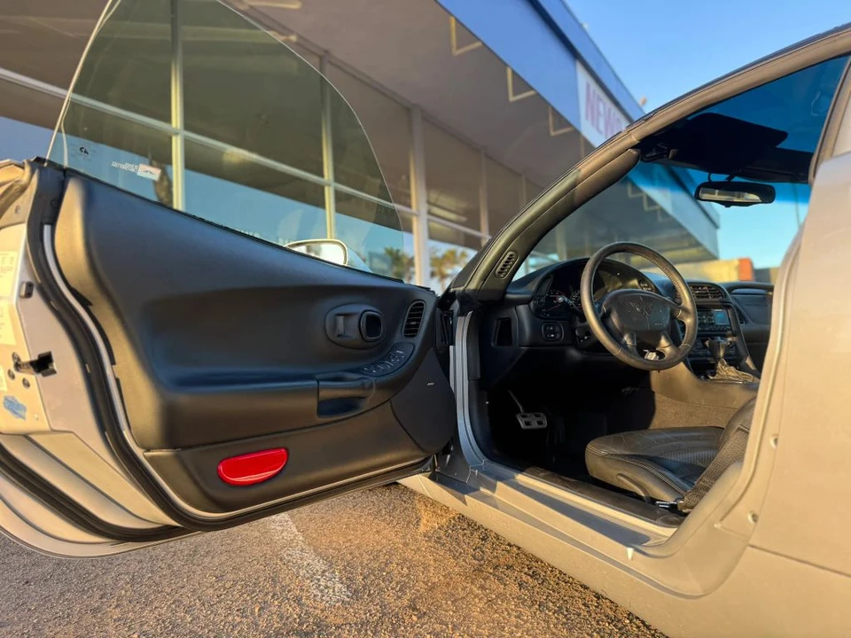 1998 Chevrolet Corvette C5 - Image 18 of 31
