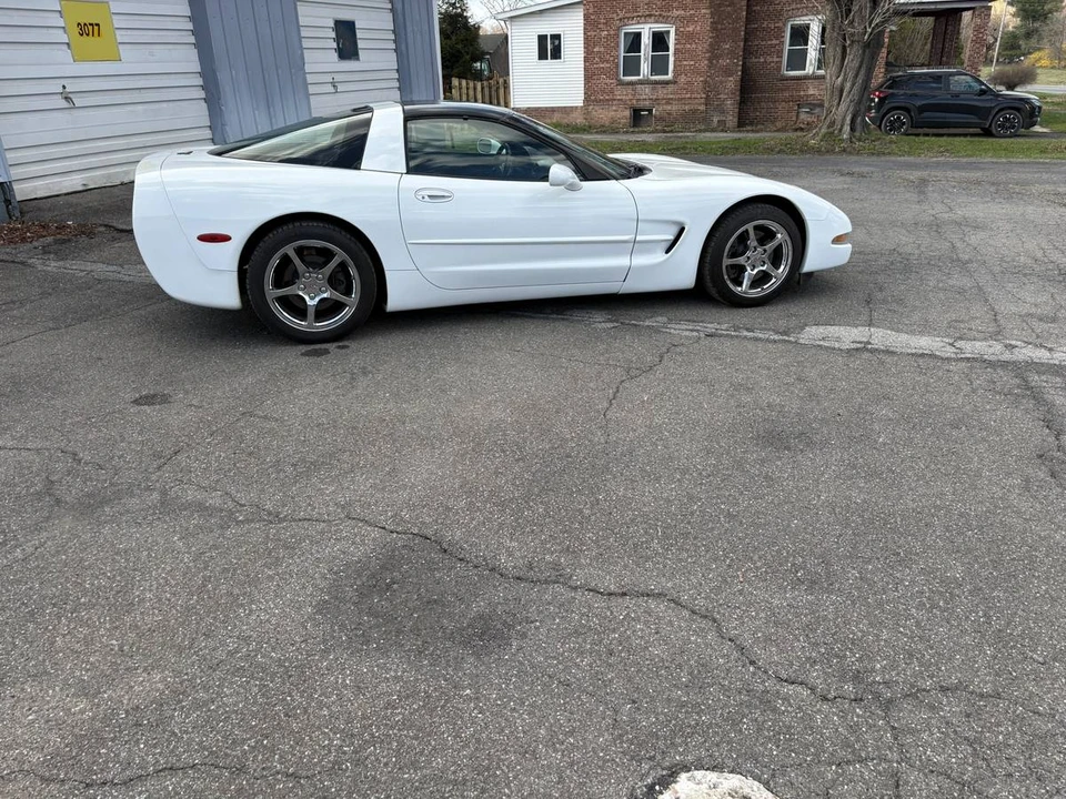 1998 Chevrolet Corvette C5 - Image 7 of 12