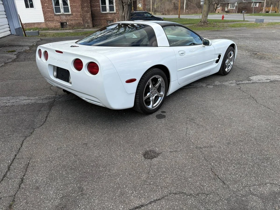 1998 Chevrolet Corvette C5 - Image 6 of 12