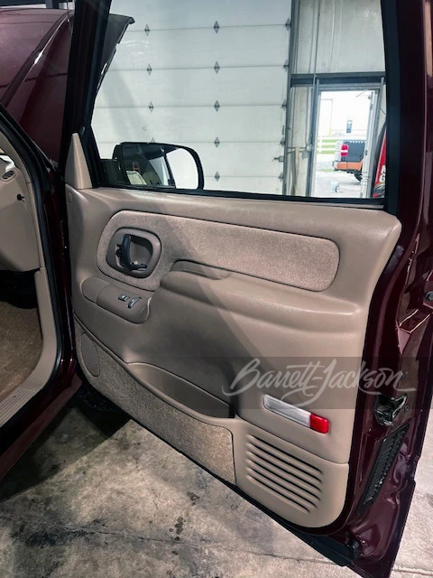 1998 Chevrolet C/K 4th Gen - Image 6 of 13