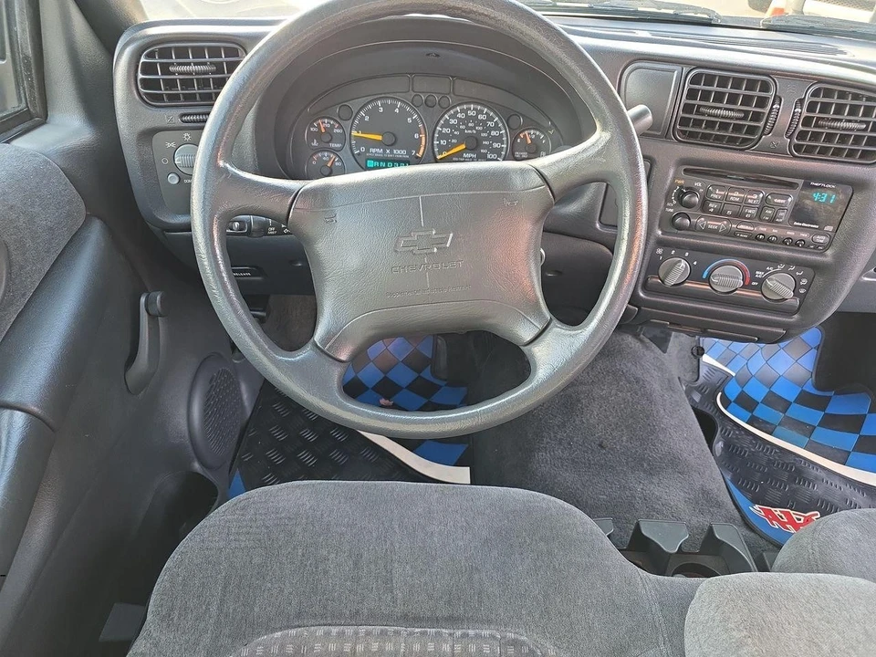 1998 Chevrolet S-10 - Image 6 of 12