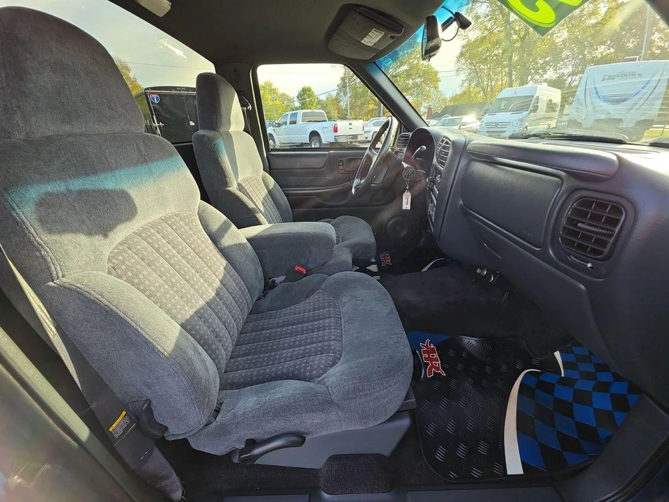 1998 Chevrolet S-10 - Image 8 of 12