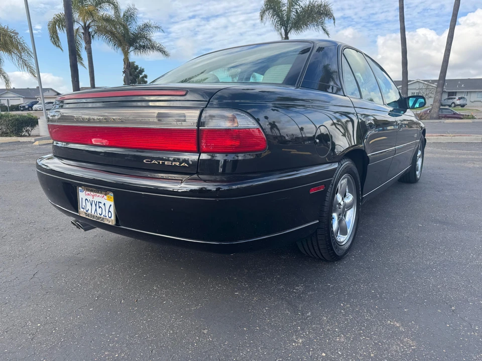 1998 Cadillac Catera - Image 16 of 31