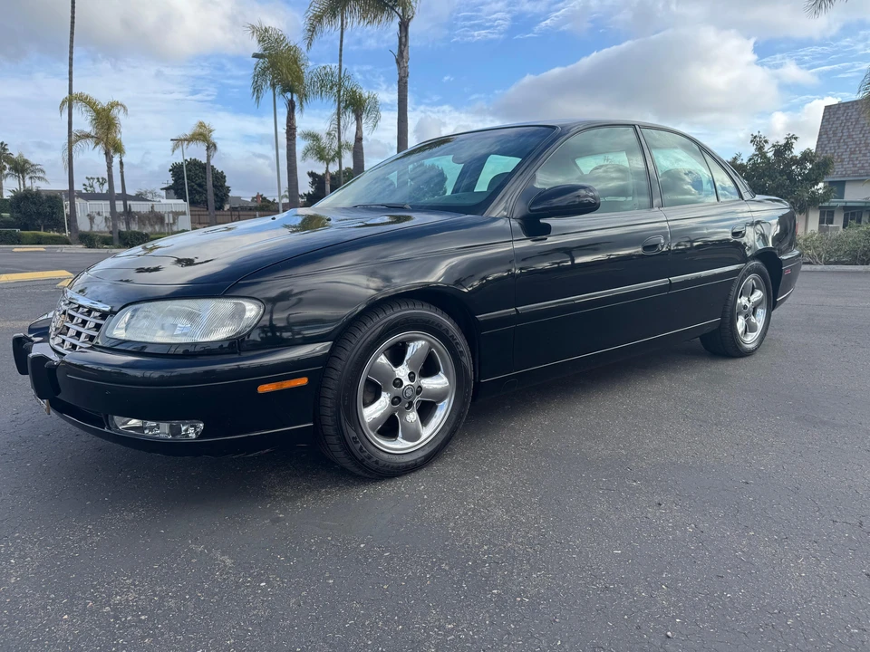 1998 Cadillac Catera - Image 11 of 31