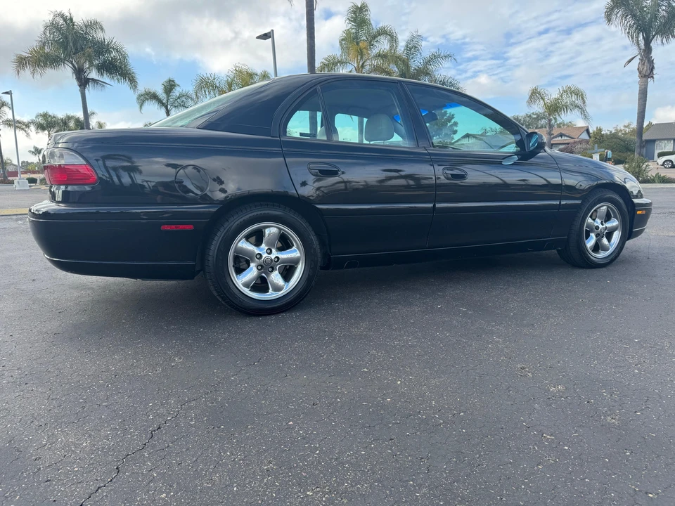 1998 Cadillac Catera - Image 18 of 31