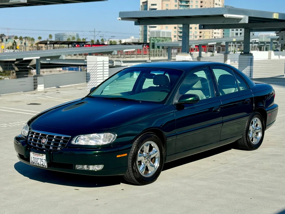 1998 Cadillac Catera - Image 9 of 31