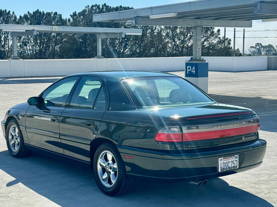 1998 Cadillac Catera - Image 13 of 31