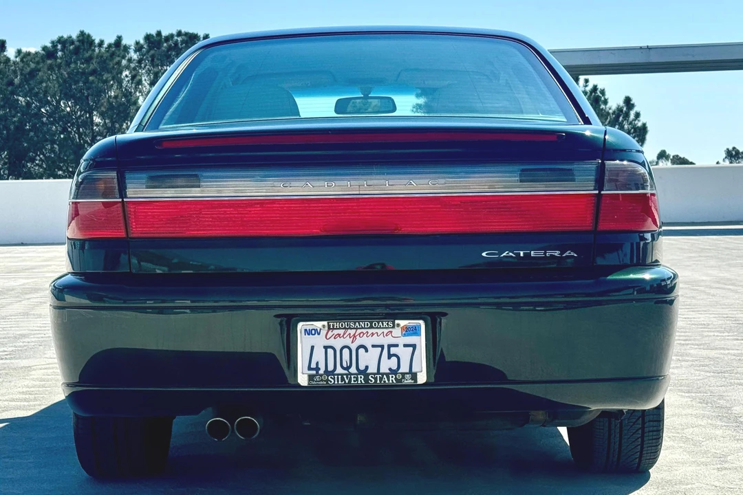 1998 Cadillac Catera - Image 5 of 31