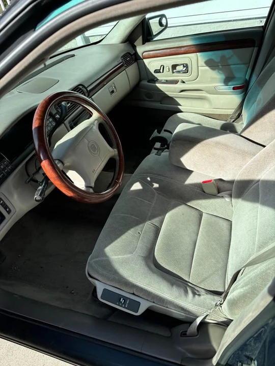 1998 Cadillac DeVille 7th Gen - Image 3 of 7