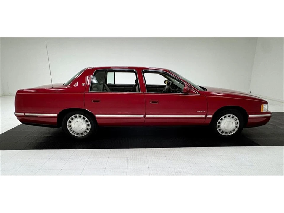 1998 Cadillac DeVille 7th Gen - Image 6 of 31