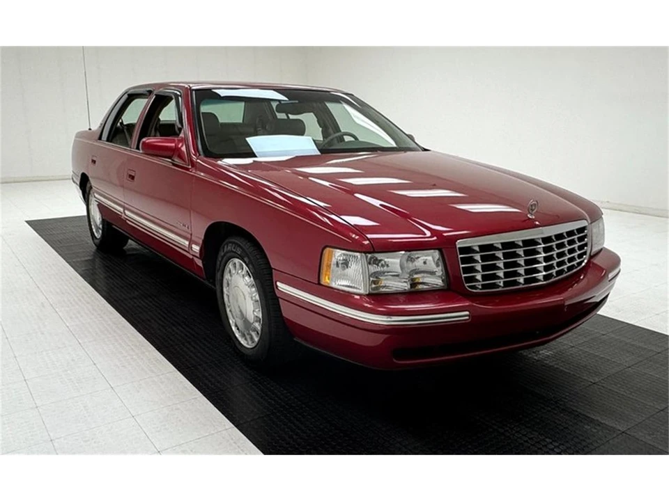1998 Cadillac DeVille 7th Gen - Image 7 of 31