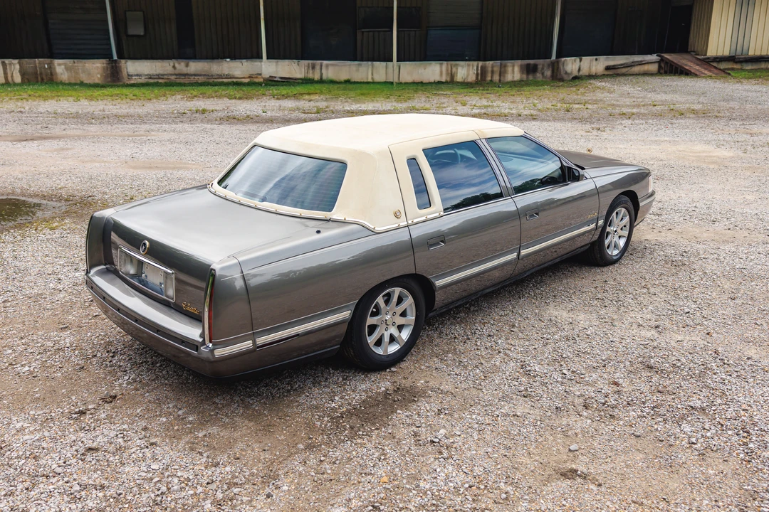 1998 Cadillac DeVille 7th Gen - Image 8 of 31