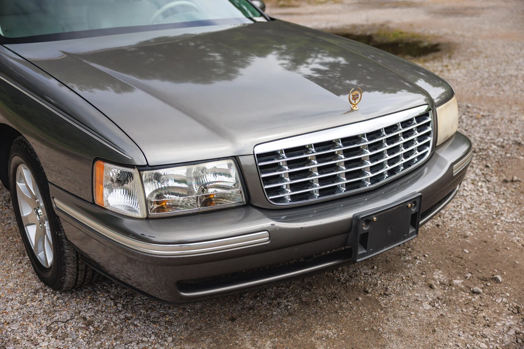 1998 Cadillac DeVille 7th Gen - Image 16 of 31