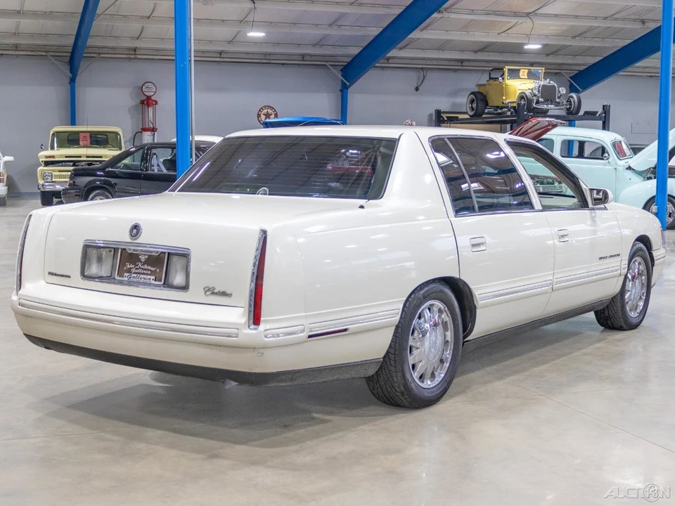 1998 Cadillac DeVille 7th Gen - Image 7 of 21