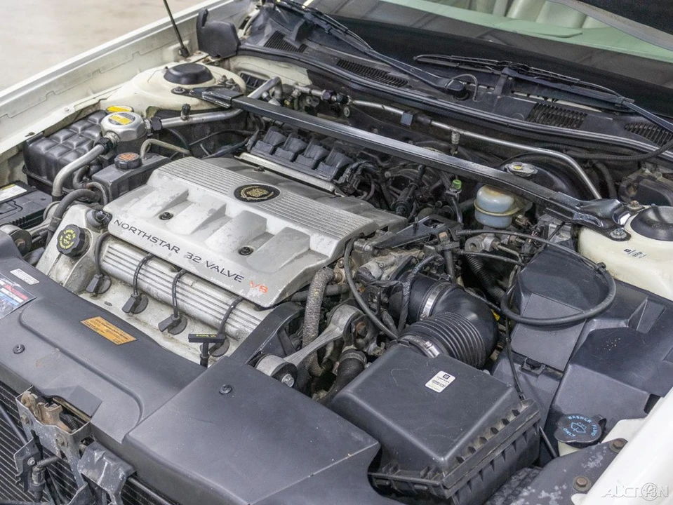 1998 Cadillac DeVille 7th Gen - Image 14 of 21