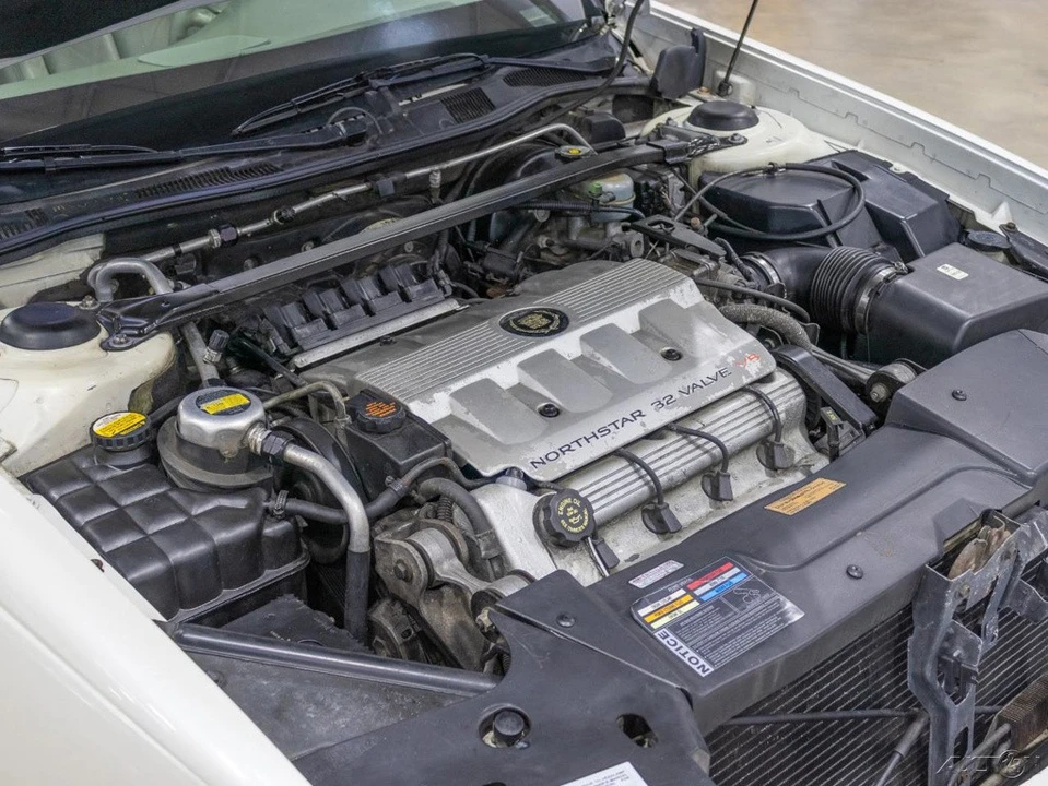 1998 Cadillac DeVille 7th Gen - Image 13 of 21