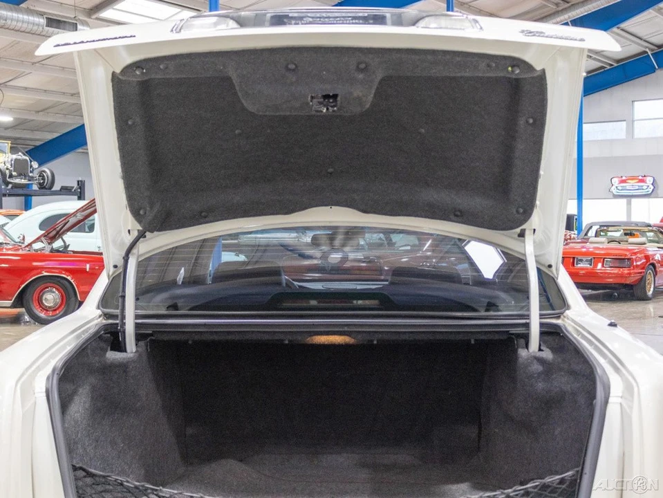 1998 Cadillac DeVille 7th Gen - Image 17 of 21