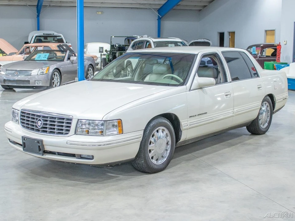 1998 Cadillac DeVille 7th Gen - Image 3 of 24