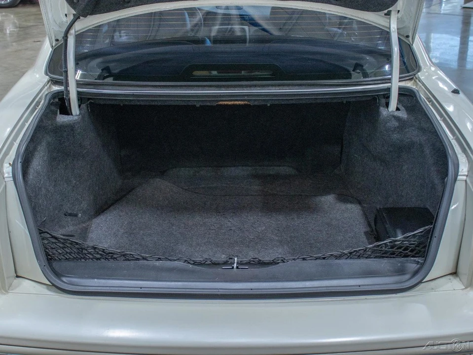1998 Cadillac DeVille 7th Gen - Image 19 of 24