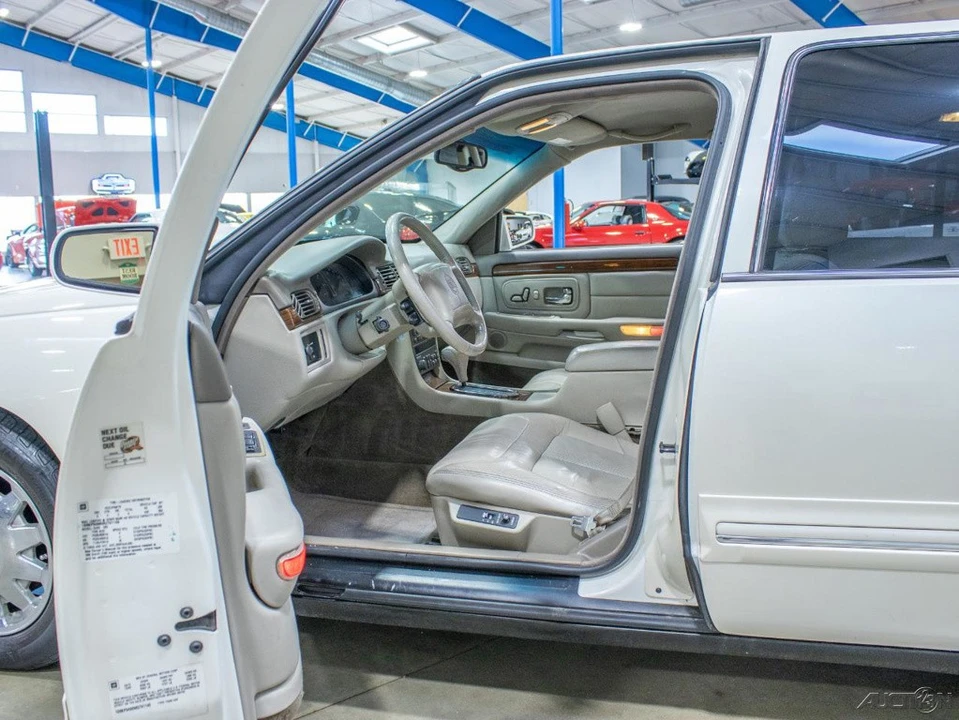1998 Cadillac DeVille 7th Gen - Image 24 of 24