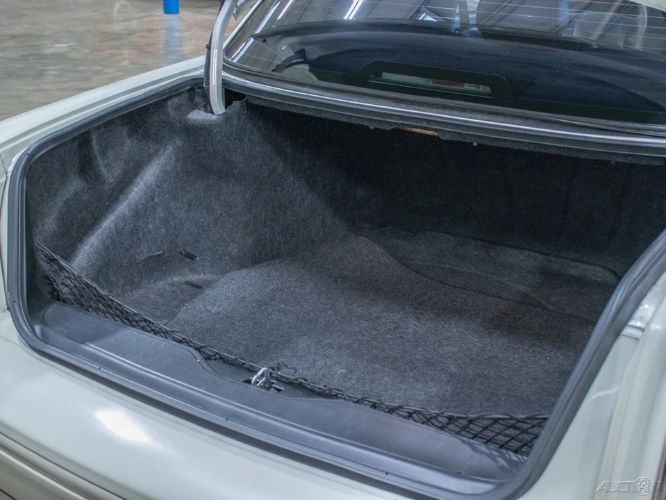 1998 Cadillac DeVille 8th Gen - Image 20 of 21