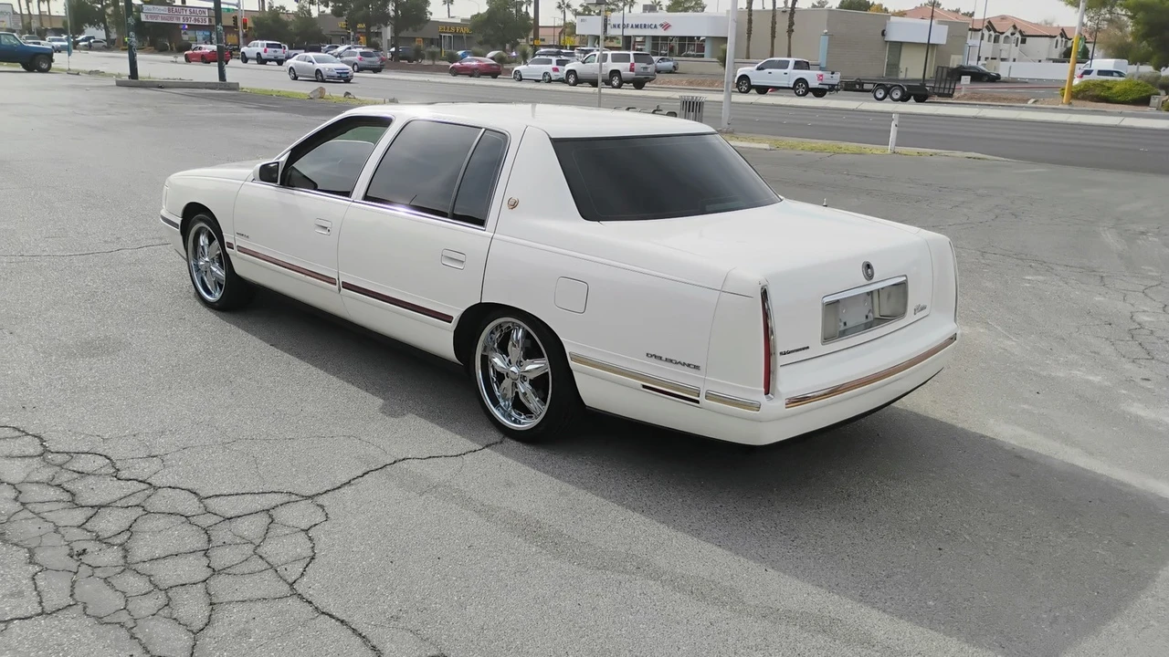 1998 Cadillac DeVille 8th Gen - Image 9 of 9