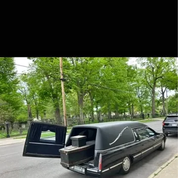 1998 Cadillac DeVille Hearse